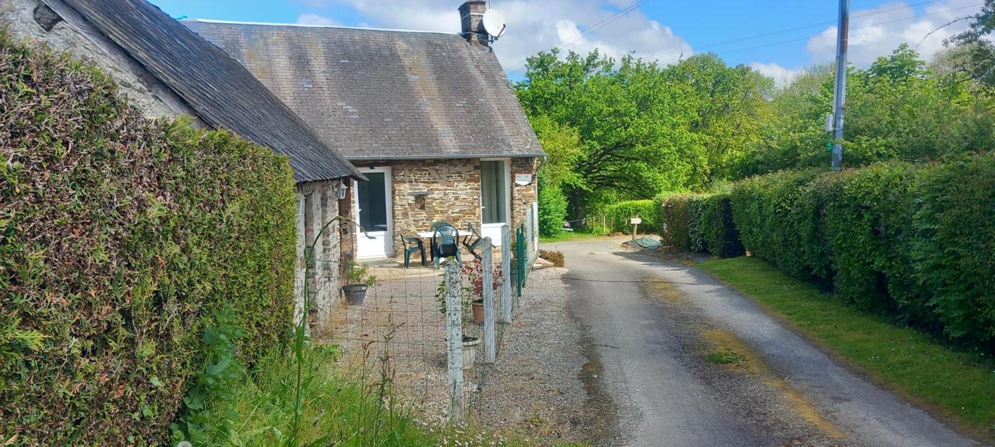 Gite De Fourneaux Pont-d'Ouilly Exteriör bild
